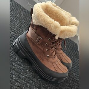 Sorel Women's Tivoli boots